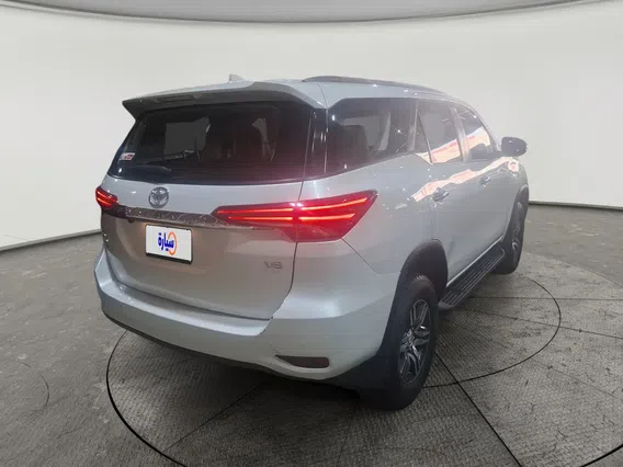 Toyota Fortuner VX 2023 دبل
