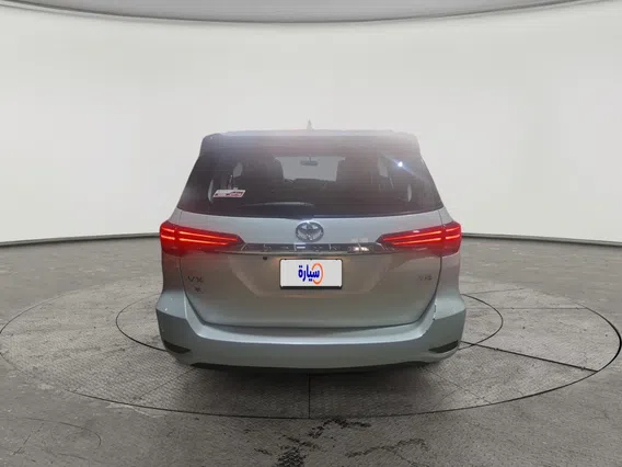 Toyota Fortuner VX 2023 دبل
