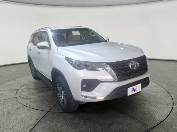 Toyota Fortuner VX 2023 دبل