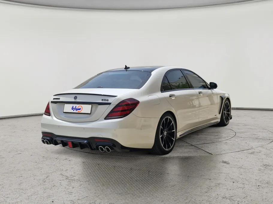 Mercedes-Benz s class  2017 Used For Sale in  Shobbak Saudi Arabia