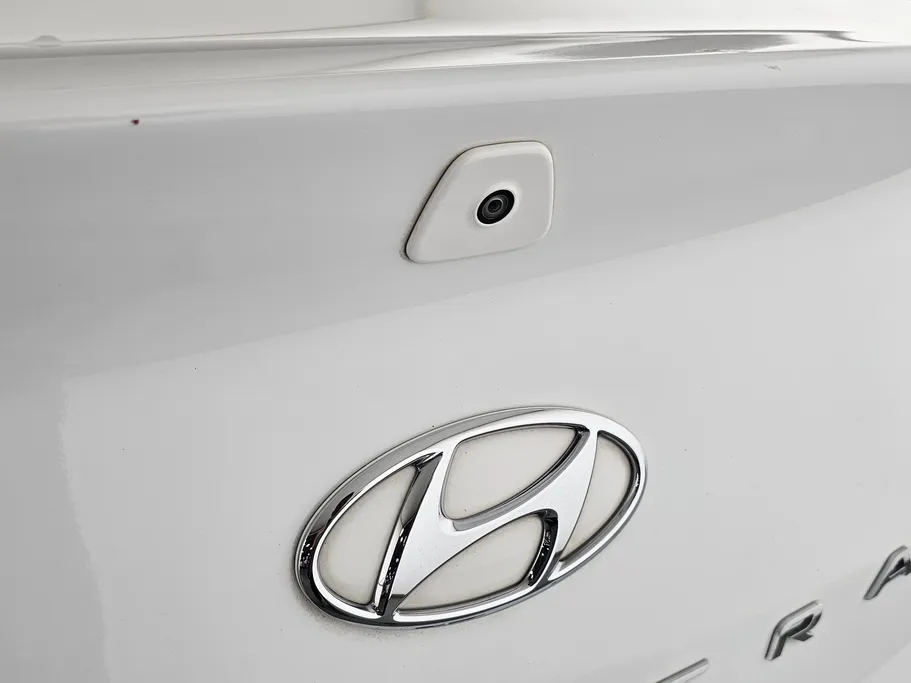 2020 Hyundai Elantra GL 