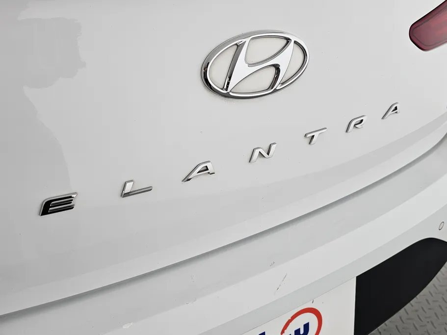 2020 Hyundai Elantra GL 