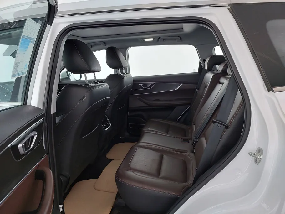 Chery Tiggo 8 LUXURY 2022 شباك السعودية