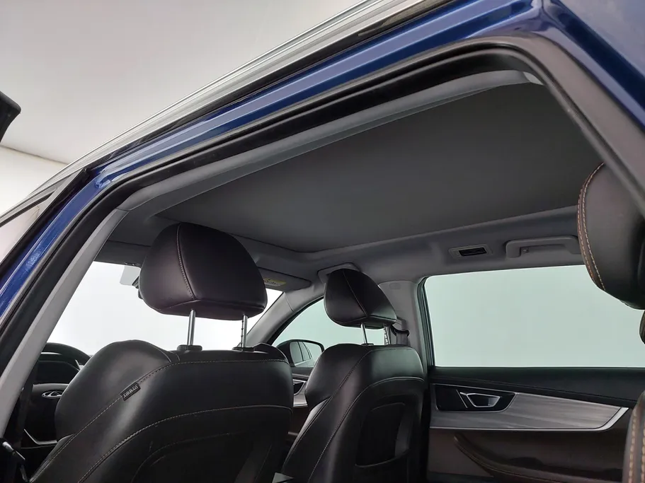 2022 Chery Tiggo 8 Pro Luxury 