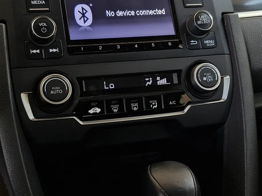 Honda Civic  2020 Used For Sale in  Shobbak Saudi Arabia