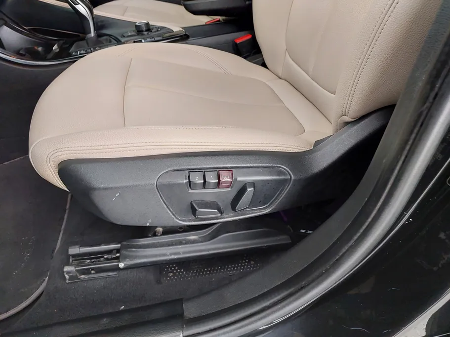 2021 BMW X Series 2 xDrive 20i 
