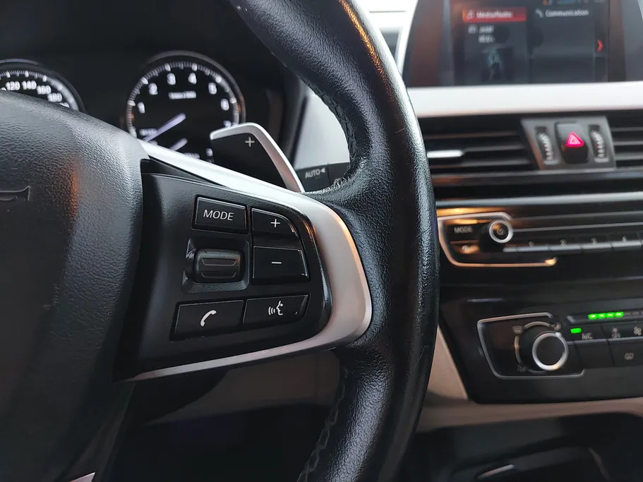 2021 BMW X Series 2 xDrive 20i 