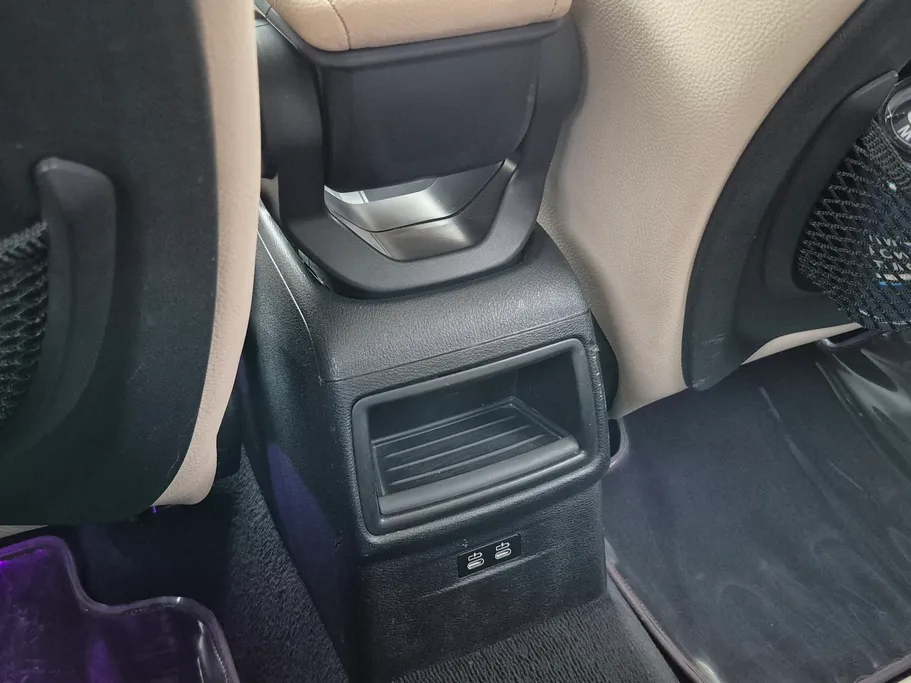 2021 BMW X Series 2 xDrive 20i 