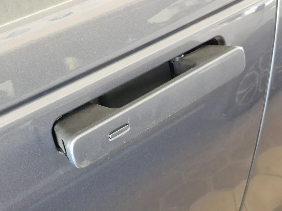 Range Rover Range Rover Velar 2021 شباك السعودية