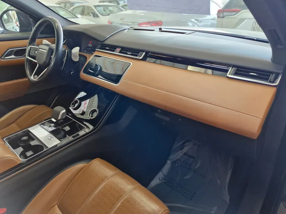 Range Rover Range Rover Velar 2021 شباك السعودية