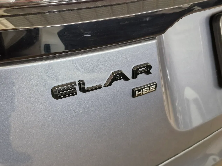 Range Rover Range Rover Velar 2021 شباك السعودية