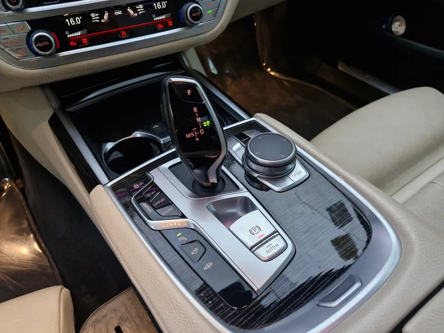 BMW 7 Series  2020 Used For Sale in  Shobbak Saudi Arabia