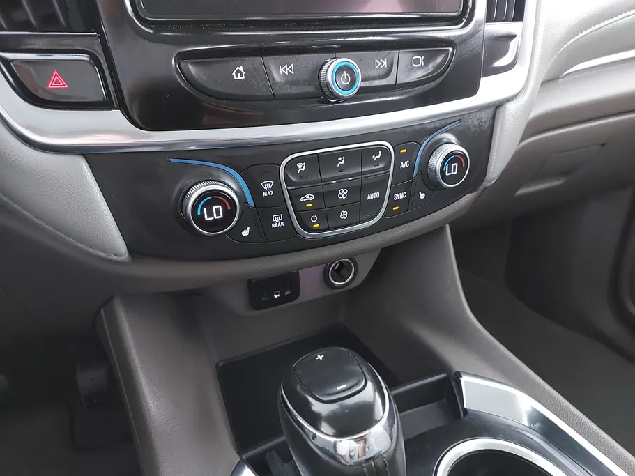 2020 Chevrolet Traverse LT 