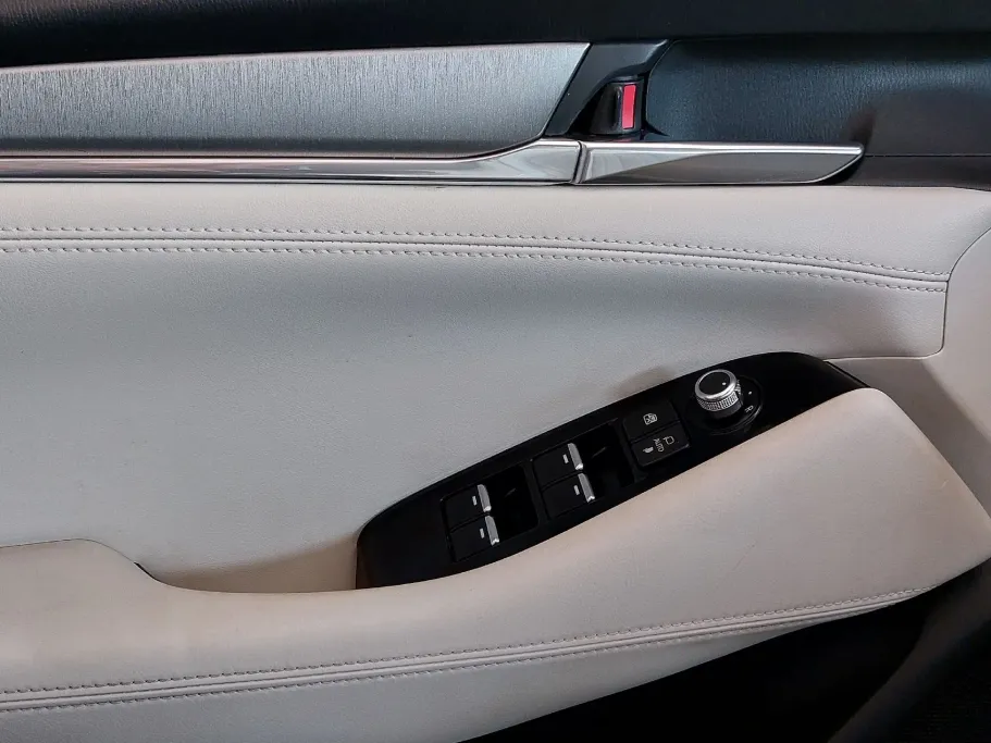 Mazda Mazda 6  2019 Used For Sale in  Shobbak Saudi Arabia