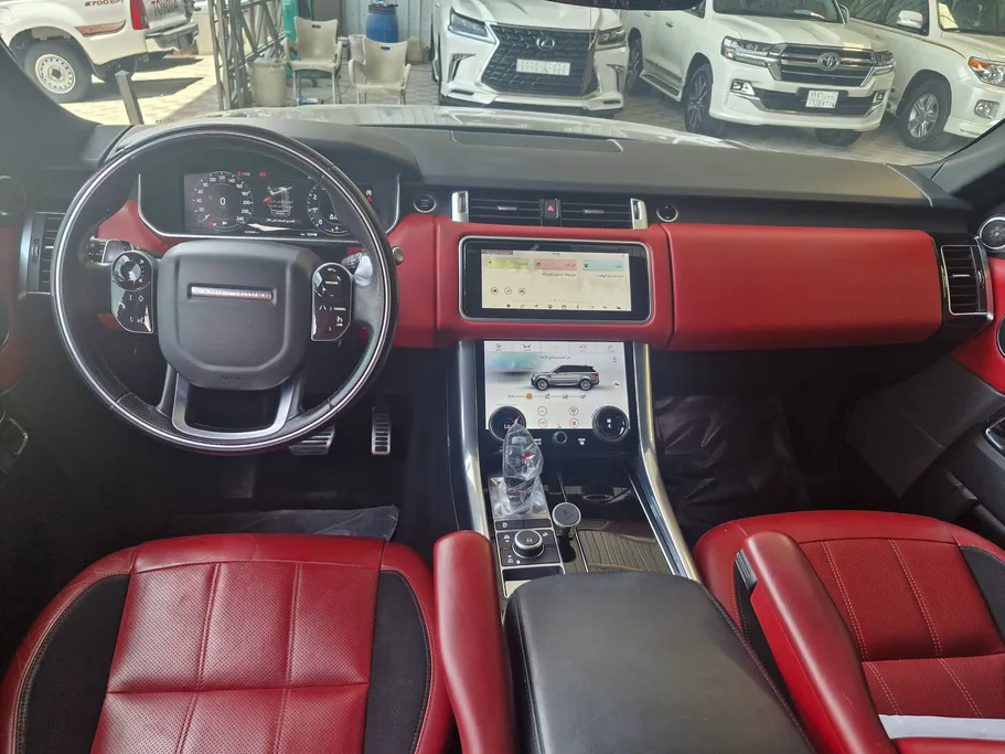Land Rover Range Rover  2022 Used For Sale in  Shobbak Saudi Arabia