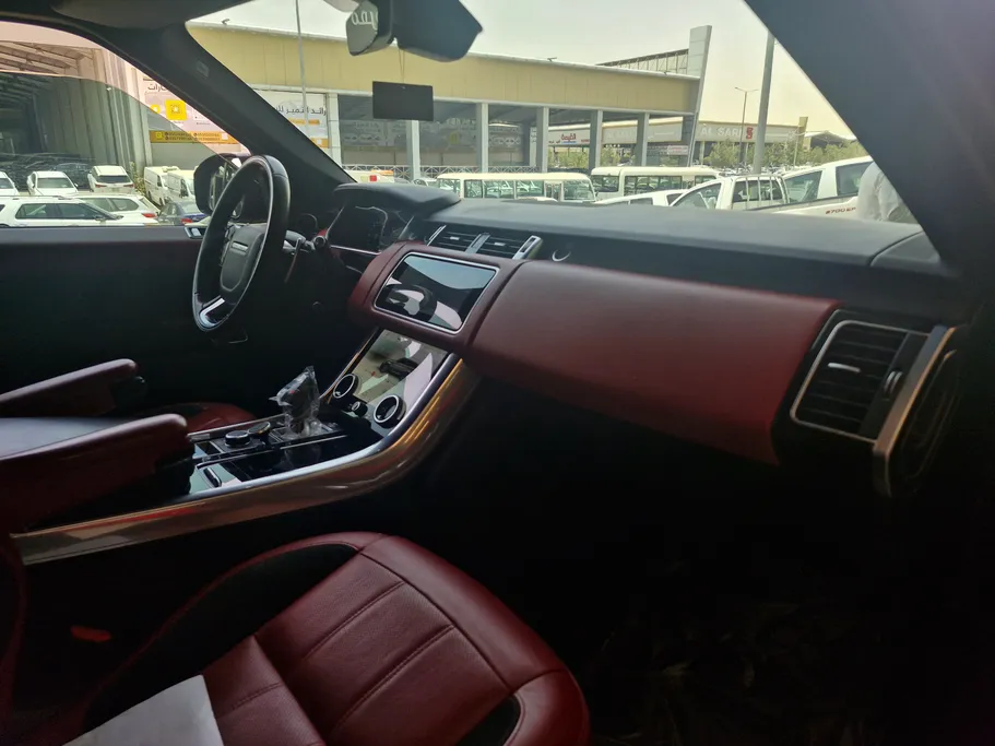 2022 Land Rover Range Rover Sport HSE 