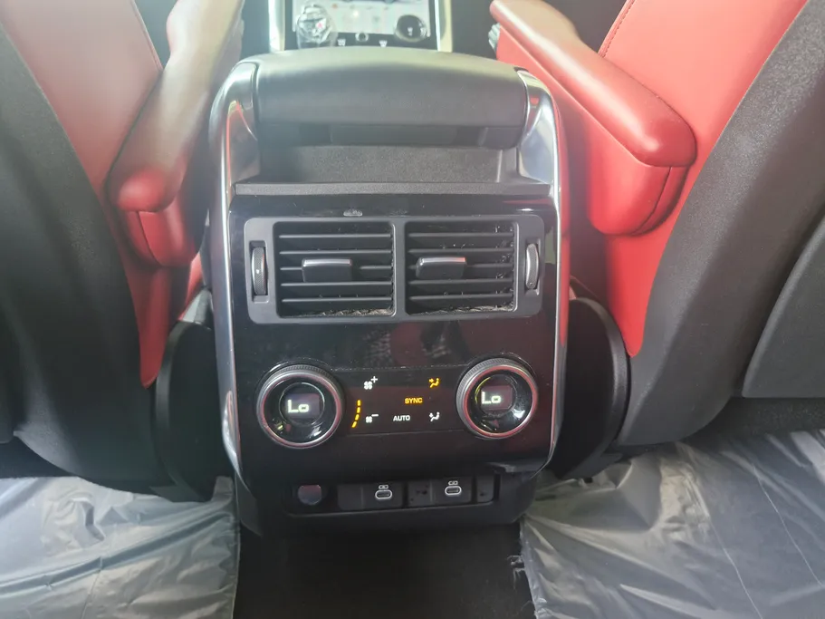Land Rover Range Rover  2022 Used For Sale in  Shobbak Saudi Arabia