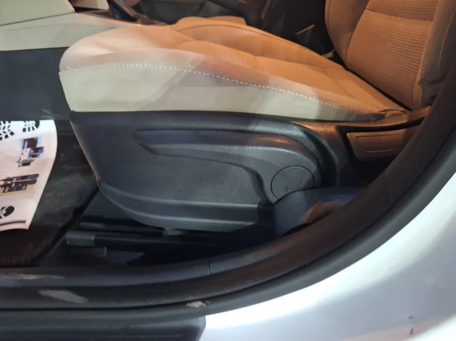 Hyundai Elantra GL 2018 شباك السعودية