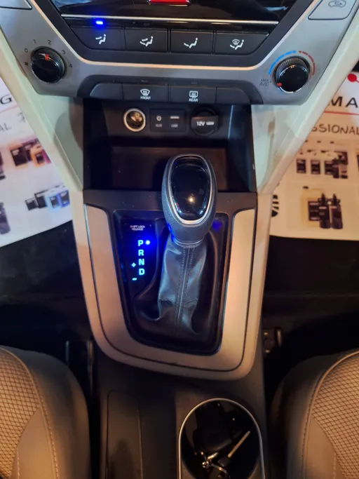 Hyundai Elantra GL 2018 شباك السعودية