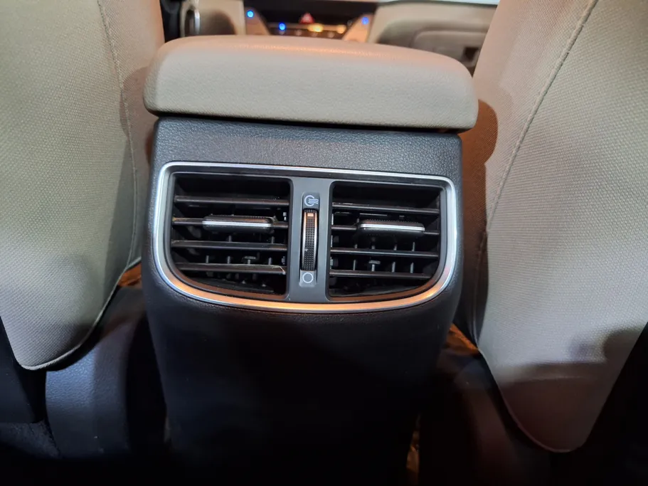 Hyundai Elantra GL 2018 شباك السعودية