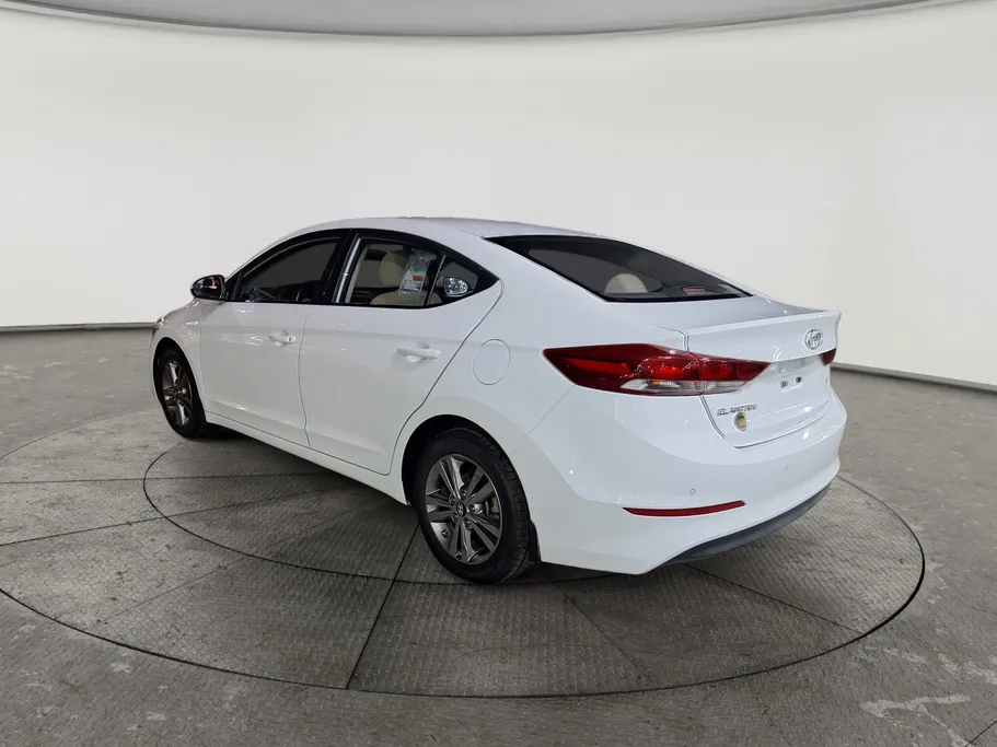 Hyundai Elantra GL 2018 شباك السعودية