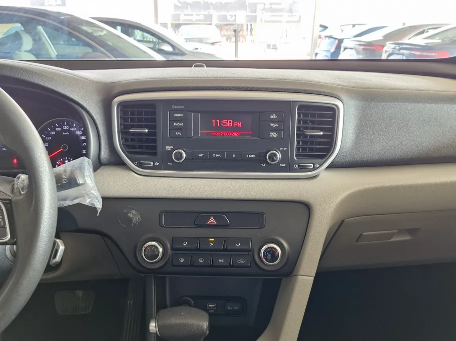 Kia Sportage  2020 Used For Sale in  Shobbak Saudi Arabia