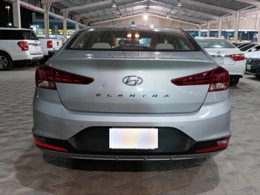 Hyundai Elantra GL 2020 شباك السعودية