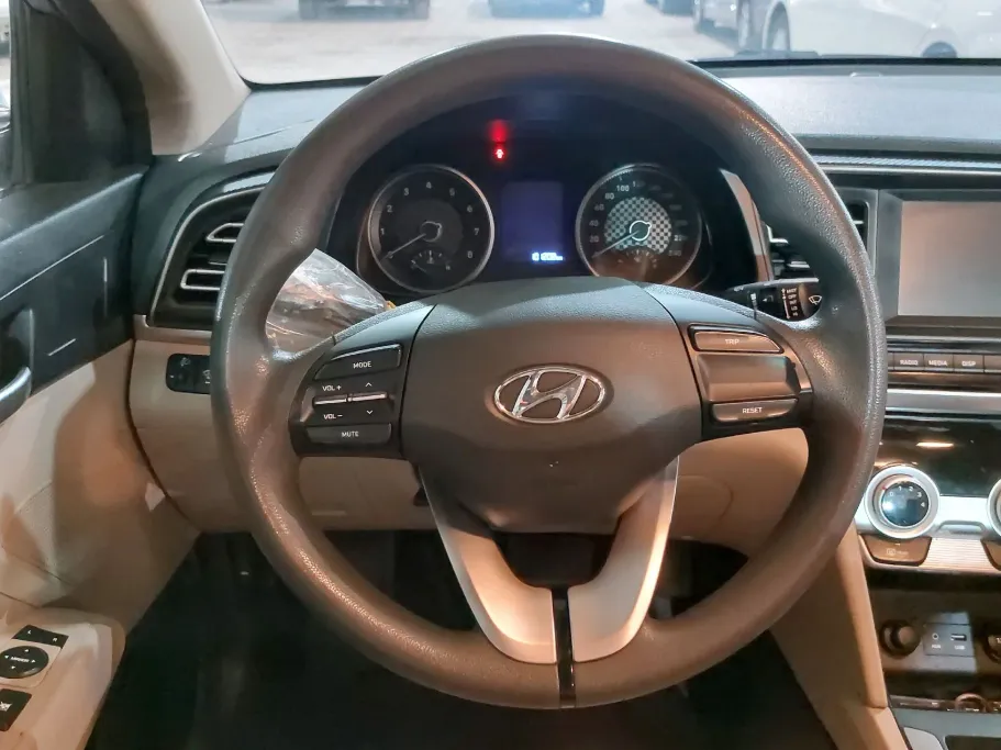 Hyundai Elantra GL 2020 شباك السعودية
