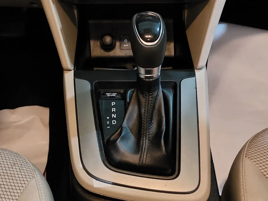 Hyundai Elantra GL 2020 شباك السعودية
