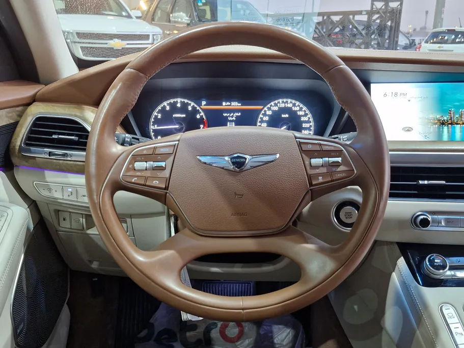 2021 Genesis G90 Platinum 