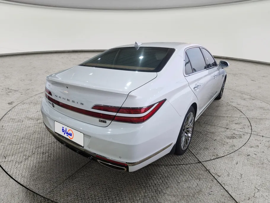 2021 Genesis G90 Platinum 