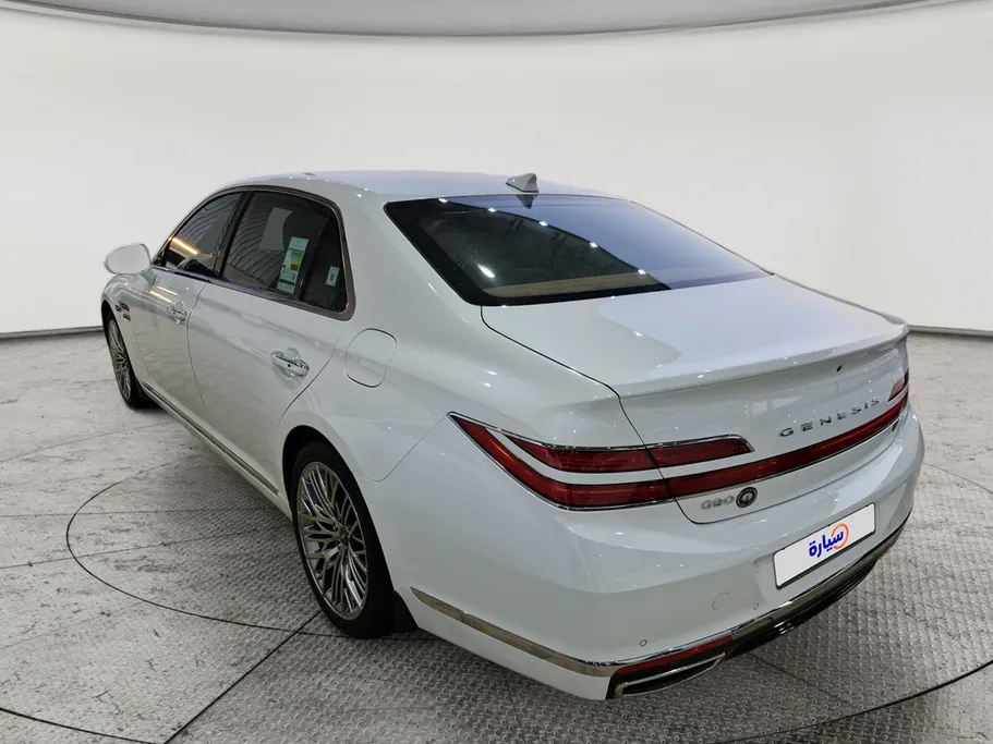 2021 Genesis G90 Platinum 