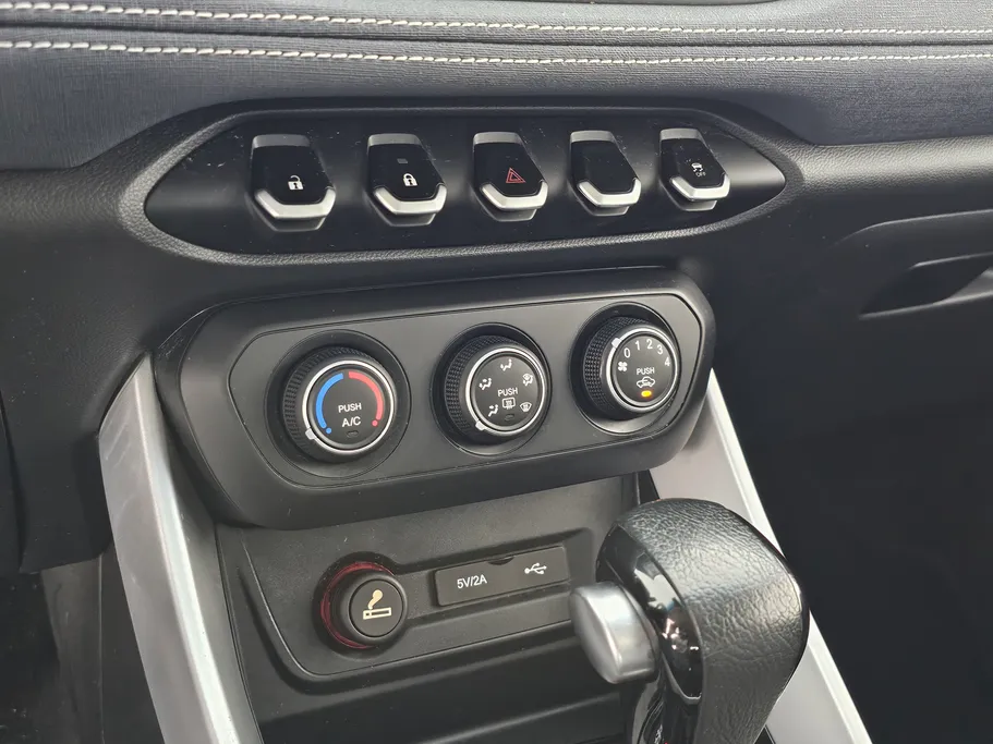 2023 Chevrolet Captiva LS 