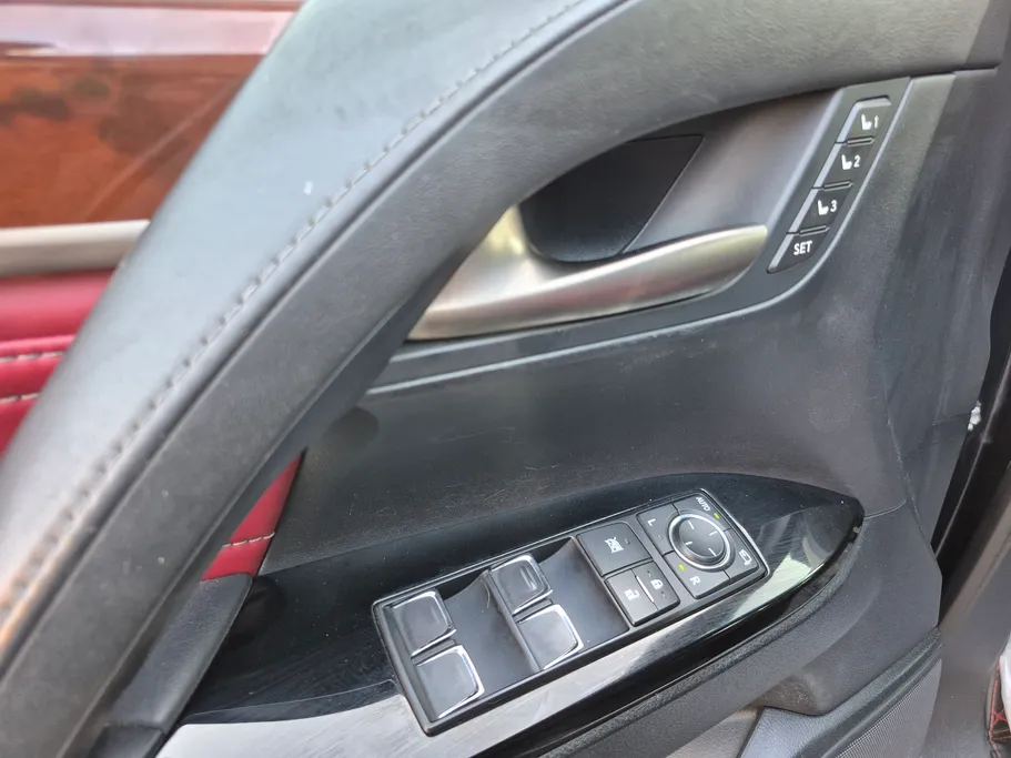 2021 Lexus LX 570 S 