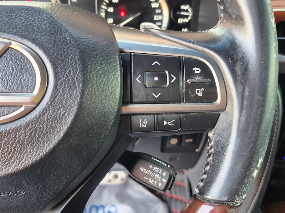 2021 Lexus LX 570 S 