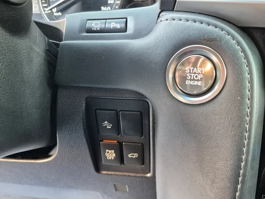2021 Lexus LX 570 S 
