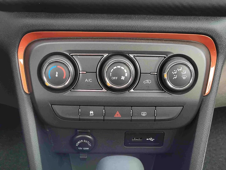 شيري تيجو 2 Luxury 2023 