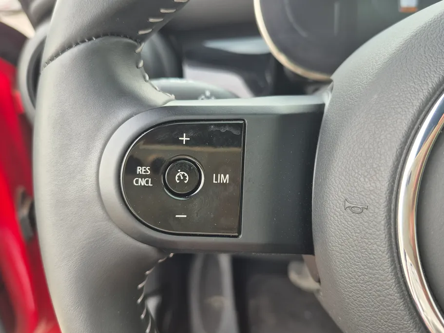 ميني كوبر هاتشباك 2023 