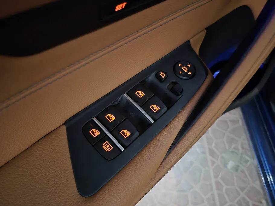 2022 BMW 5 Series 520i 