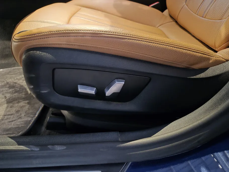 2022 BMW 5 Series 520i 