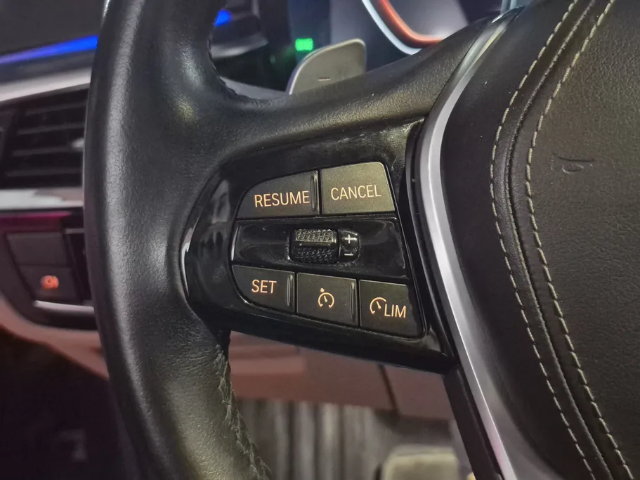 2022 BMW 5 Series 520i 