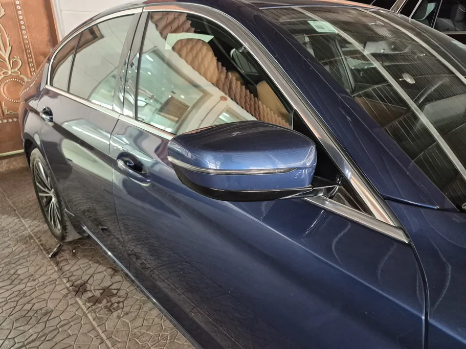 2022 BMW 5 Series 520i 