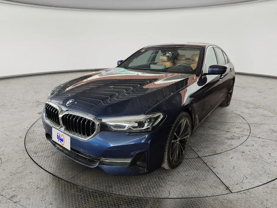 2022 BMW 5 Series 520i 