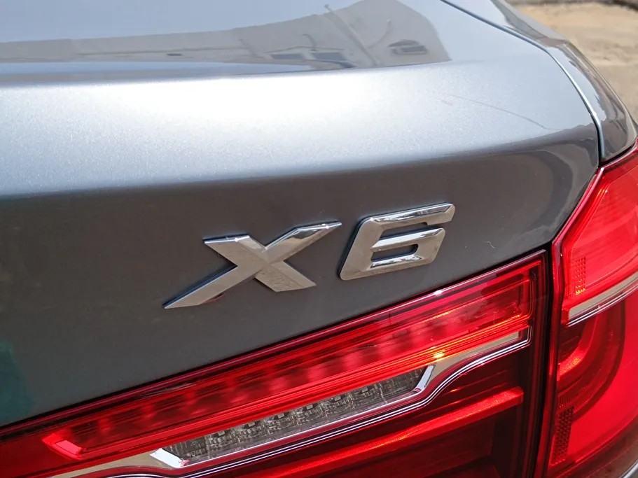 بي ام دبليو الفئة اكس 6 xDrive 35i	 2018 