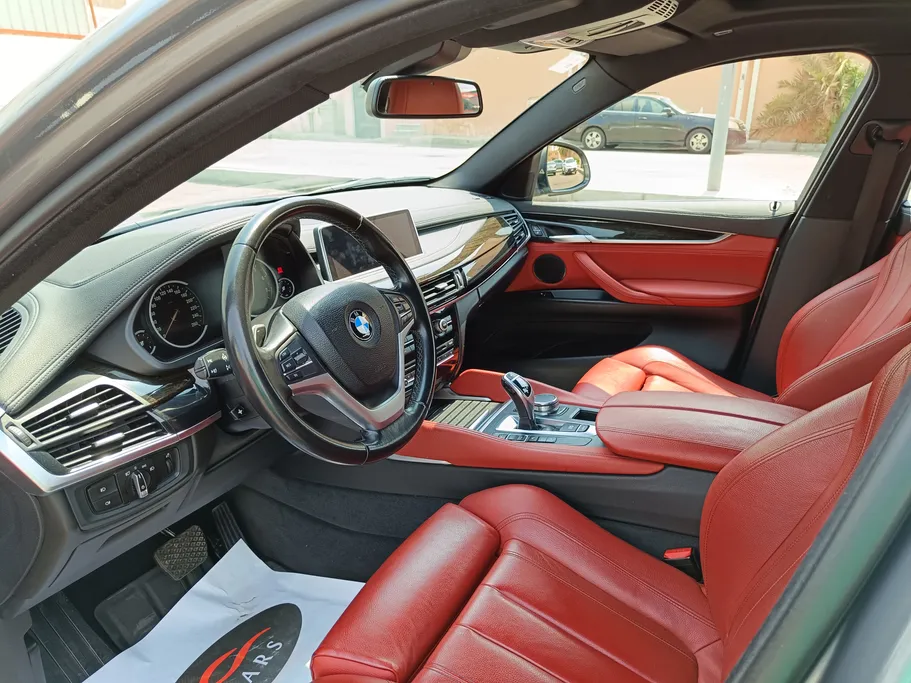 بي ام دبليو الفئة اكس 6 xDrive 35i	 2018 