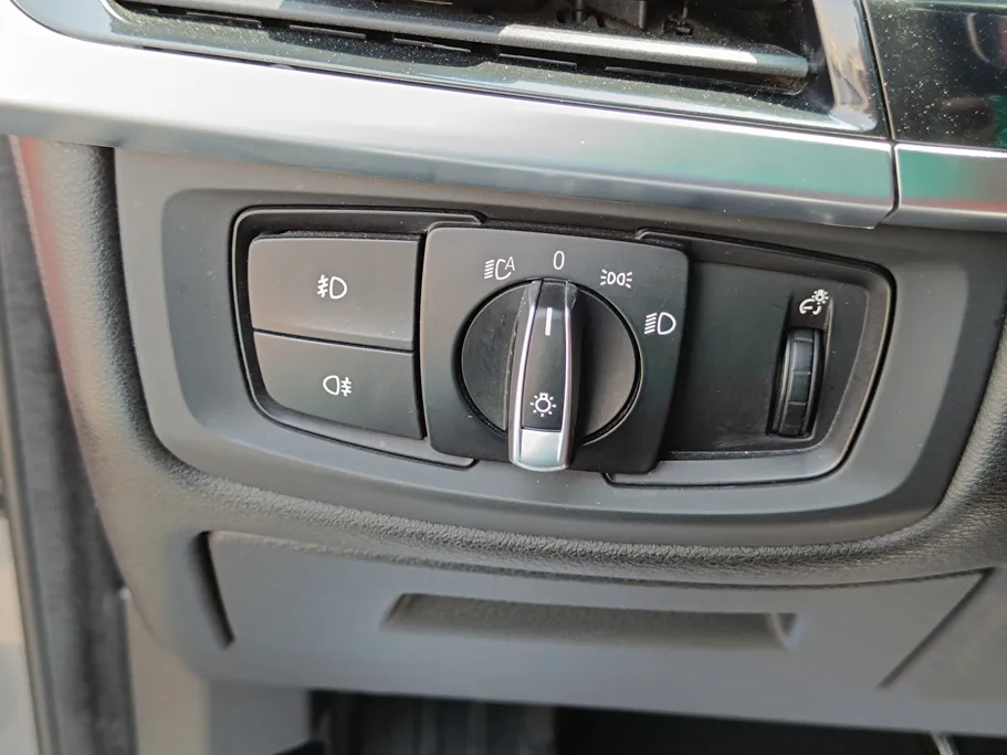 بي ام دبليو الفئة اكس 6 xDrive 35i	 2018 