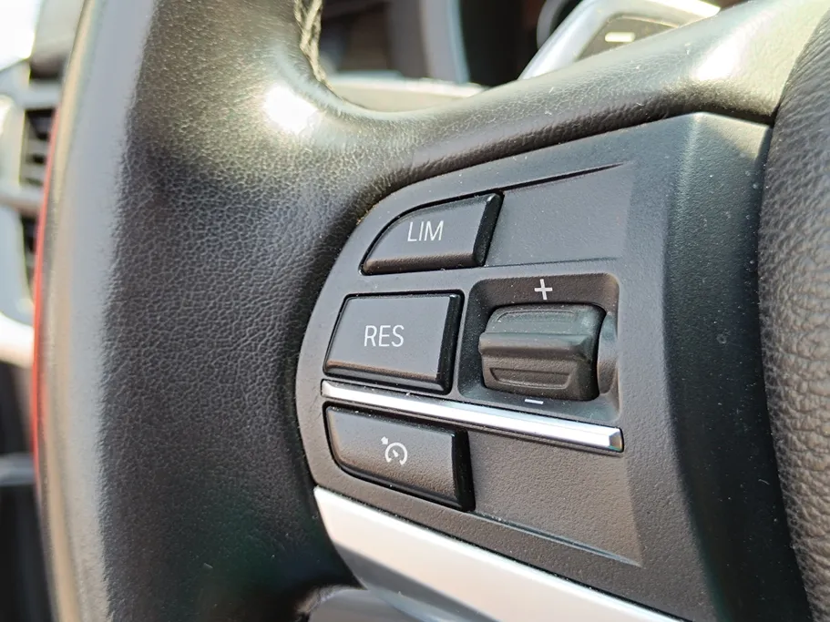 بي ام دبليو الفئة اكس 6 xDrive 35i	 2018 