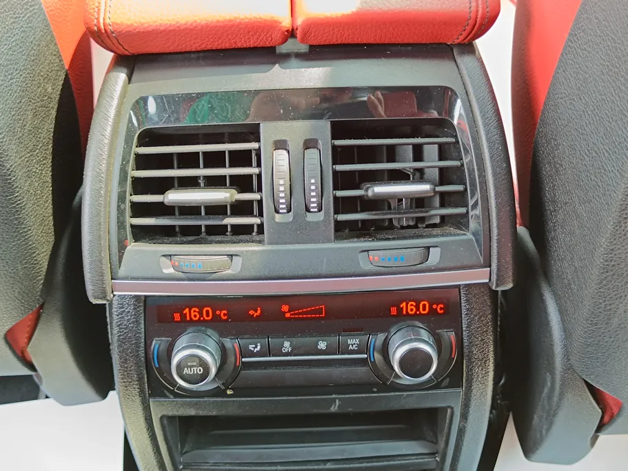 بي ام دبليو الفئة اكس 6 xDrive 35i	 2018 