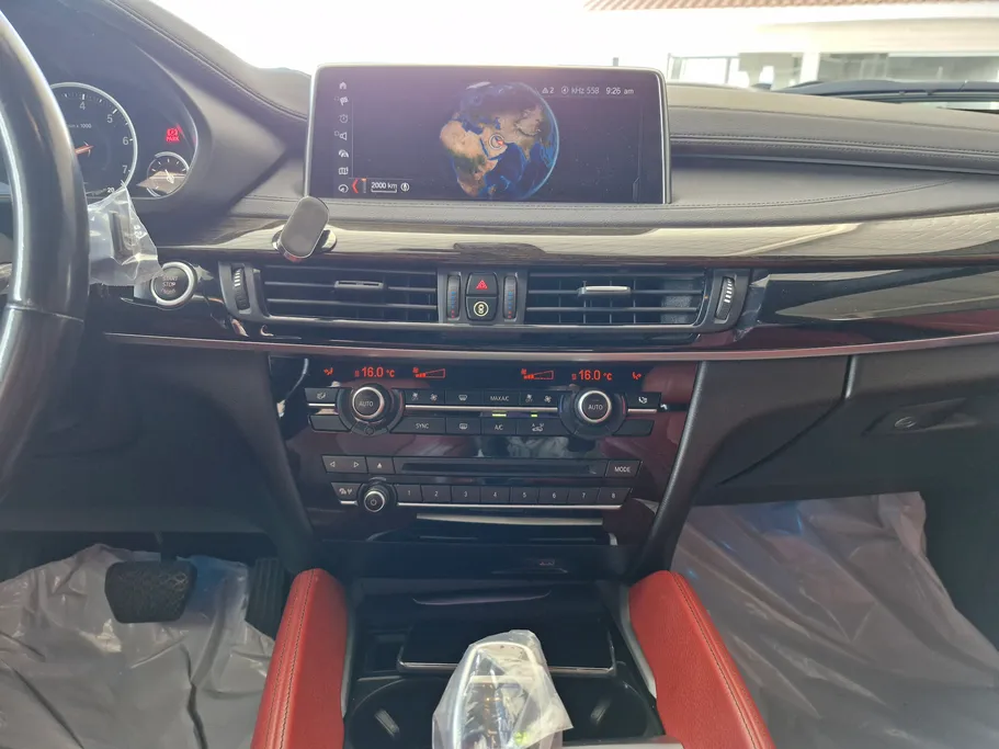 بي ام دبليو الفئة اكس 6 xDrive 35i	 2018 