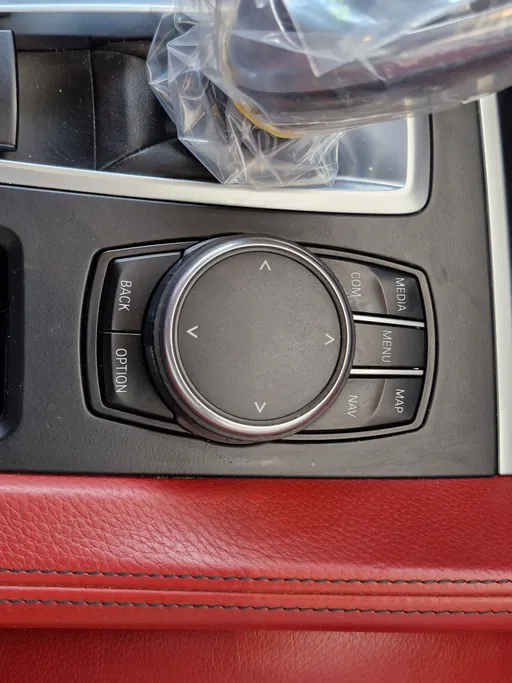 بي ام دبليو الفئة اكس 6 xDrive 35i	 2018 